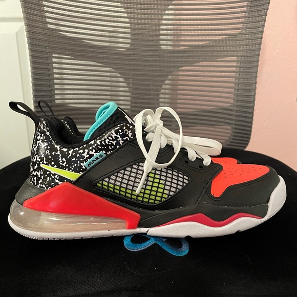Jordan Shoes - Jordan’s Mars sneakers - kids s 6 / women’s s 7.5
